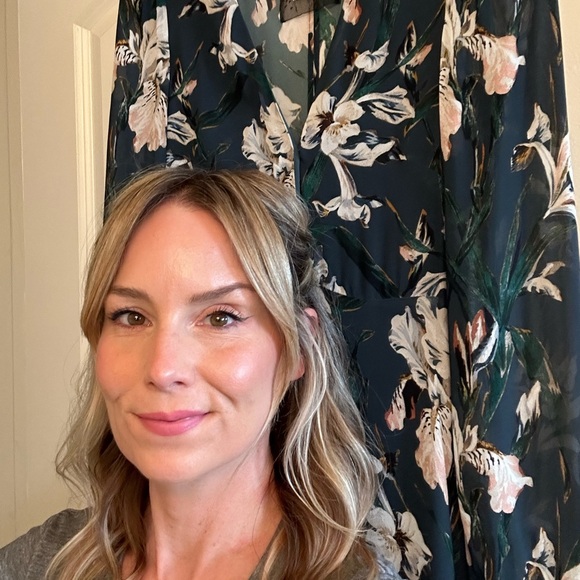 Meet your Posher, Codi - Picture 2 of 2